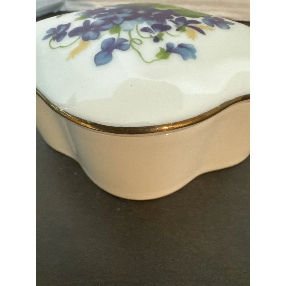 UCGC Japan Peacock Trinket Box Covered Asian Decor Vintage